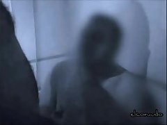 Comeu a esposa e mijou na cara do corno rs