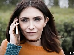 Brides vindictive teen sister sabotages her wedding