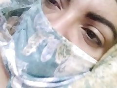Real Arab Muslim Mom Masturbates Her Pussy To Extreme Orgasm On Porn Hijab Cam And Shows Feet