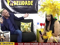 Putaria no carnaval do RJ com musa de escola de samba que teve vid intimo vazado