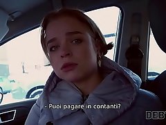 DEBT4k. Chick ha un prestito, quindi perch&eacute; chiede a uno sconosciuto di coprirlo per fare sesso