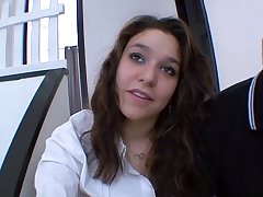 Etudiante french &agrave; coup de bite dans le cul !