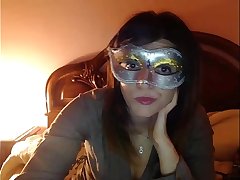 BuzzingBirdz Sexy Student doesn't want her identity revealed